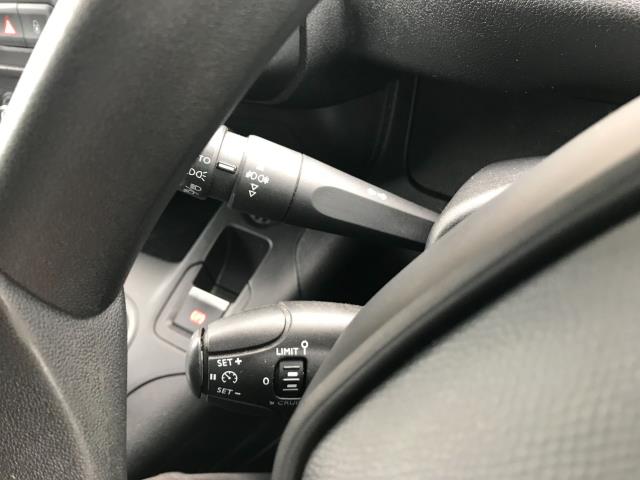 2019 Peugeot Partner 1000 1.5 Bluehdi 100 Professional Van EURO 6 (NX19ZFH) Image 29