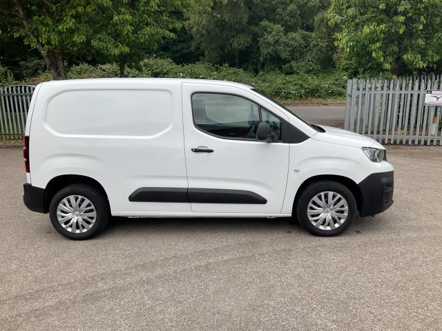 2019 Peugeot Partner 1000 1.5 Bluehdi 100 Professional Van (NX19ZFO) Image 13
