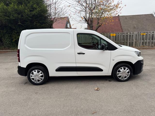 2020 Peugeot Partner 1000 1.5 Bluehdi 100 Professional Van EURO 6 (NX20ZHC) Image 10