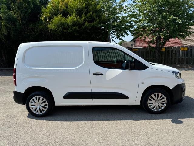 2020 Peugeot Partner 1000 1.5 Bluehdi 100 Professional Van (NX20ZWV) Image 10