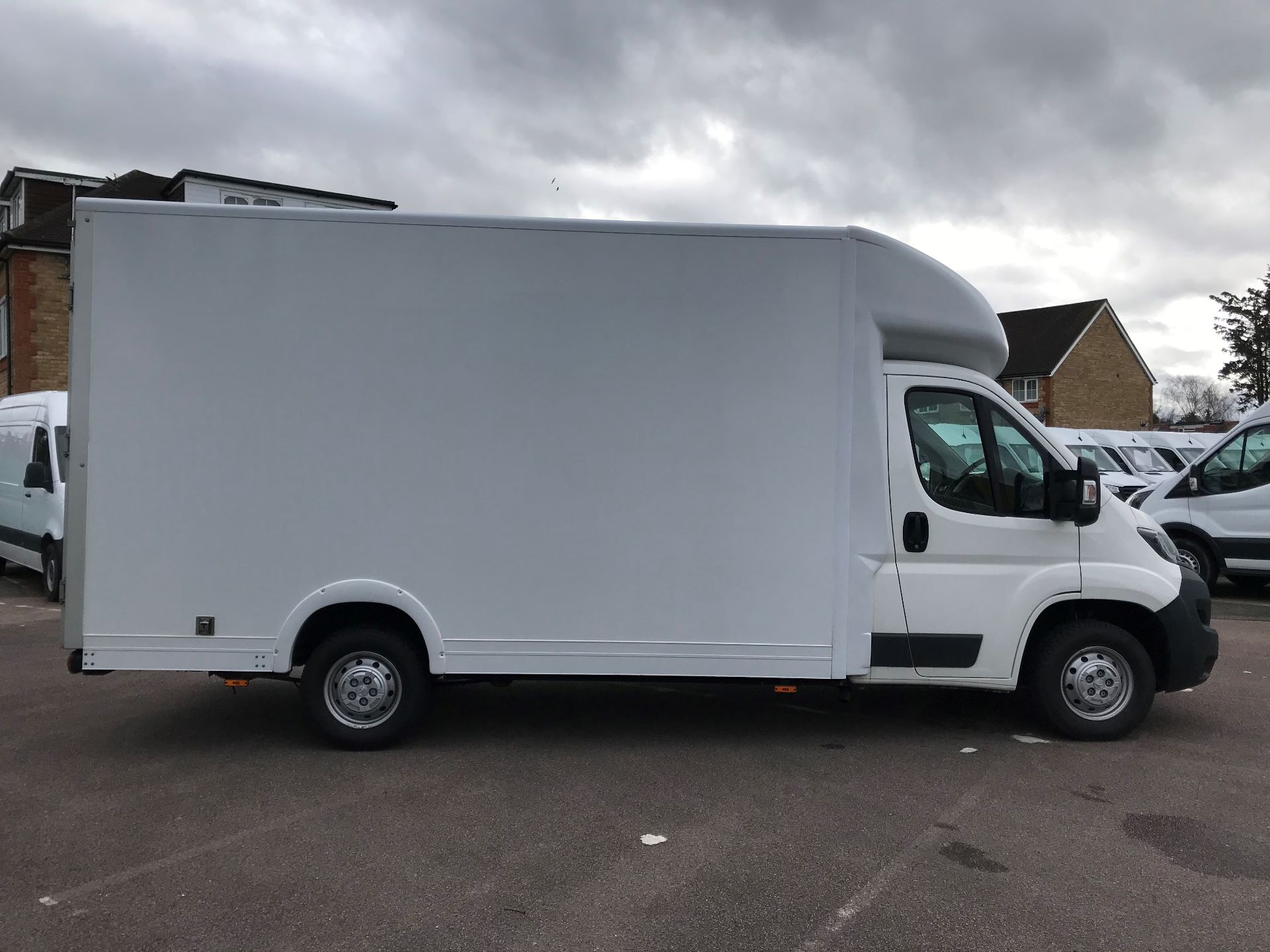 2018 Peugeot Boxer 2.0 BlueHDi Floor Cab 160ps Euro 6 (NX67DDL) | Van ...