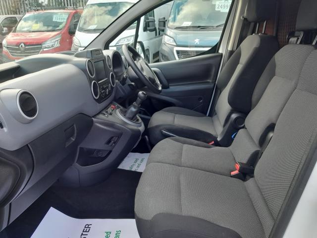 2017 Peugeot Partner 850 1.6 Bluehdi 100 Professional Van [Non Ss] (NX67YAE) Image 15
