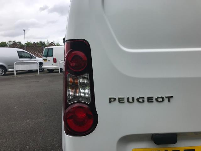 2017 Peugeot Partner L1 850 1.6 BLUEHDI 100 PROFESSIONAL (NON S/S)EURO 6 (NX67YAU) Thumbnail 15