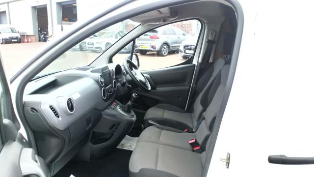 2018 Peugeot Partner 850 1.6 Bluehdi 100 Professional Van [Non Ss] (NX68WGP) Image 10