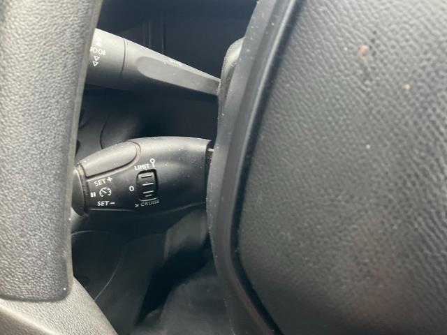 2019 Peugeot Partner 1000 1.5 Bluehdi 100 Professional Van (NX69XXN) Image 27
