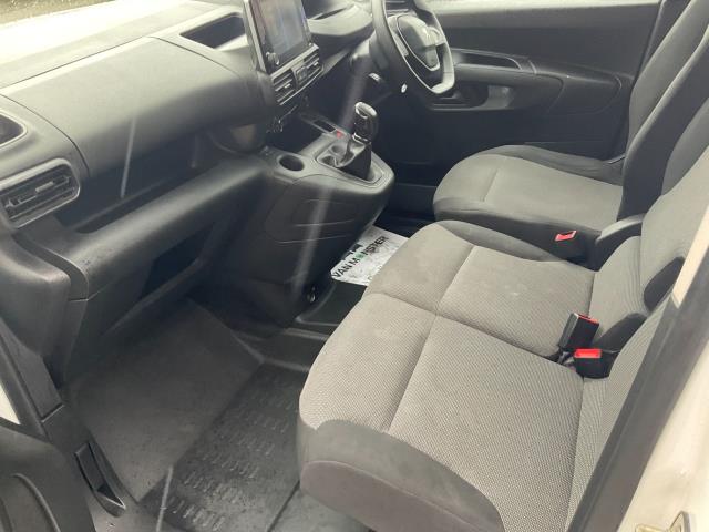 2019 Peugeot Partner 1000 1.5 Bluehdi 100 Professional Van (NX69XXN) Image 7
