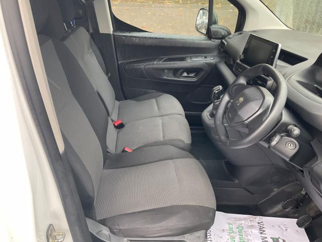 2019 Peugeot Partner 1000 1.5 Bluehdi 100 Professional Van (NX69XXN) Image 16