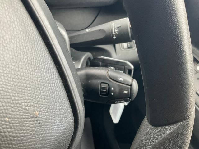 2019 Peugeot Partner 1000 1.5 Bluehdi 100 Professional Van (NX69XXN) Image 28