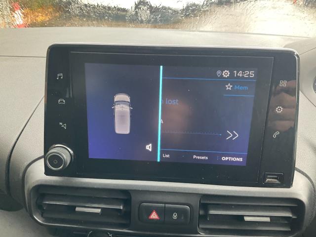 2019 Peugeot Partner 1000 1.5 Bluehdi 100 Professional Van (NX69XXN) Image 23