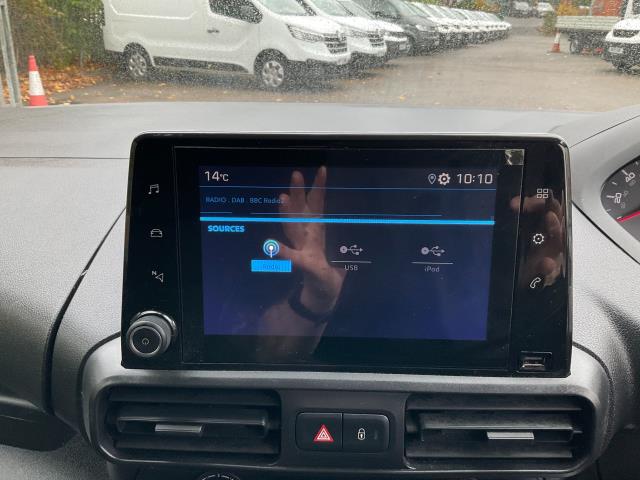 2019 Peugeot Partner 1000 1.5 Bluehdi 100 Professional Van (NX69XXV) Image 20