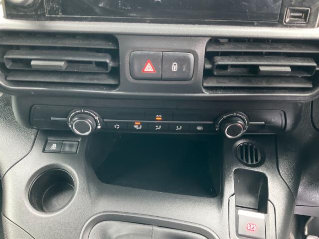 2019 Peugeot Partner 1000 1.5 Bluehdi 100 Professional Van (NX69XXV) Image 23