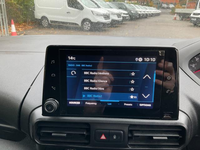 2019 Peugeot Partner 1000 1.5 Bluehdi 100 Professional Van (NX69XXV) Image 21