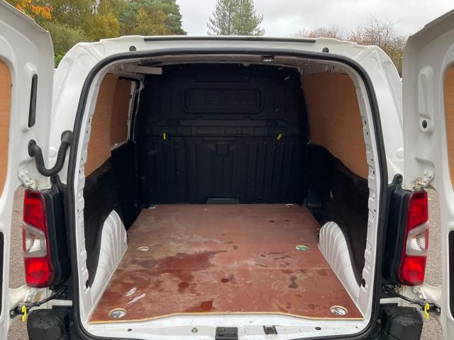 2019 Peugeot Partner 1000 1.5 Bluehdi 100 Professional Van (NX69XXV) Image 13