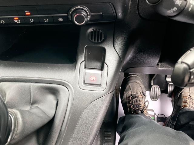 2019 Peugeot Partner 1000 1.5 Bluehdi 100 Professional Van (NX69XXV) Image 25