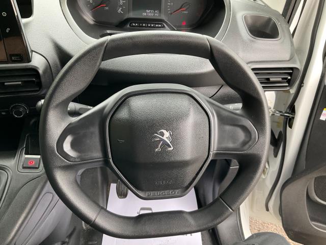 2019 Peugeot Partner 1000 1.5 Bluehdi 100 Professional Van (NX69XXV) Image 17
