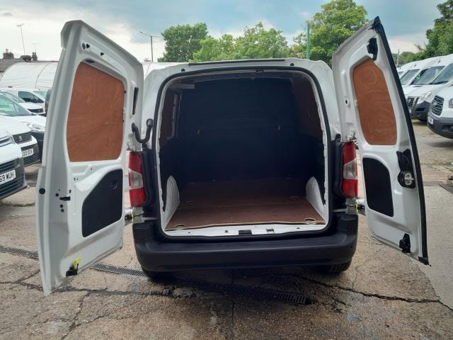 2019 Peugeot Partner 1000 1.5 Bluehdi 100 Professional Van ( 70MPH SPEED LIMITER ) (NX69YBC) Image 13