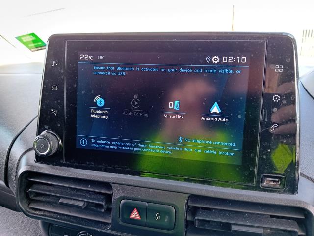 2019 Peugeot Partner L1 1000 1.5BLUE HDI 100PS PROFESSIONAL EURO 6 (NX69YBE) Image 33