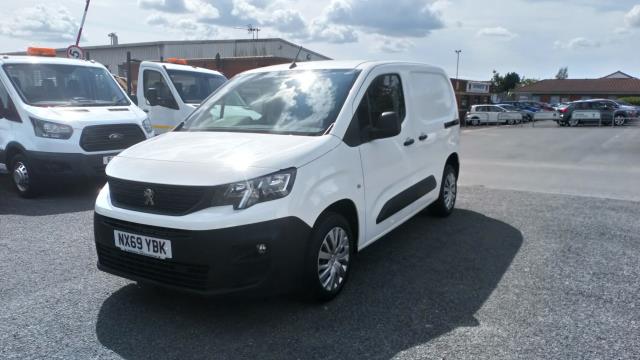 2019 Peugeot Partner 1000 1.5 Bluehdi 100 Professional Van (NX69YBK) Image 3