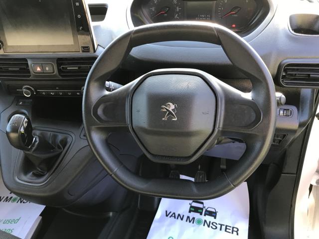 2019 Peugeot Partner 1000 1.5 Bluehdi 100 Professional Van (NX69YBL) Image 22