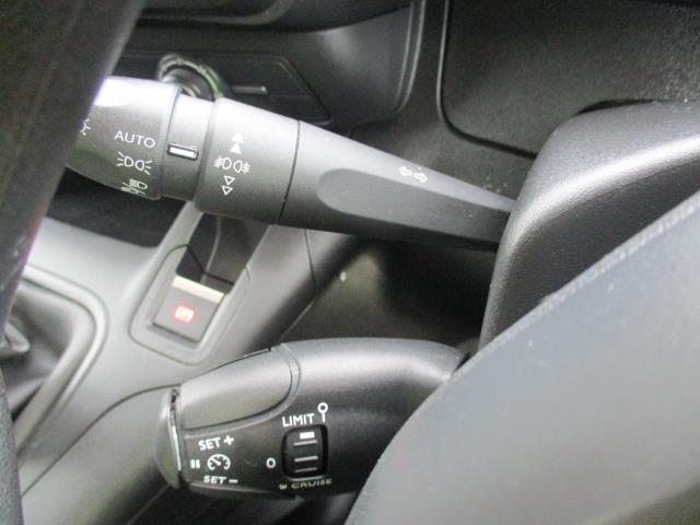 2019 Peugeot Partner 1000 1.5 Bluehdi 100 Professional Van (NX69YJH) Image 19
