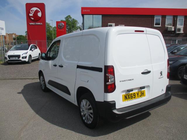 2019 Peugeot Partner 1000 1.5 Bluehdi 100 Professional Van (NX69YJH) Image 7