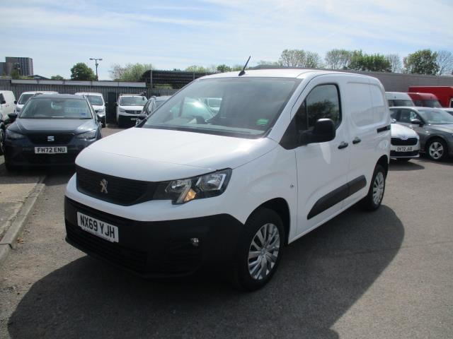 2019 Peugeot Partner 1000 1.5 Bluehdi 100 Professional Van (NX69YJH) Image 9