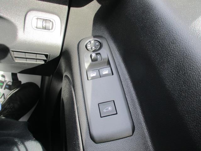 2019 Peugeot Partner 1000 1.5 Bluehdi 100 Professional Van (NX69YJH) Image 16