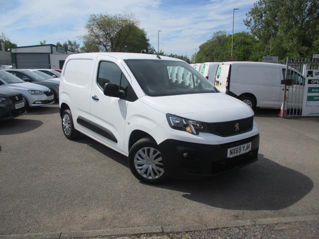 2019 Peugeot Partner 1000 1.5 Bluehdi 100 Professional Van (NX69YJH) Image 2