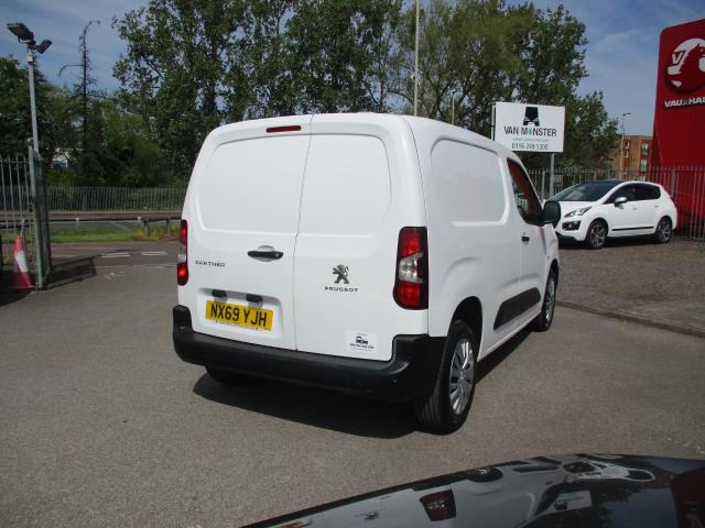 2019 Peugeot Partner 1000 1.5 Bluehdi 100 Professional Van (NX69YJH) Image 4