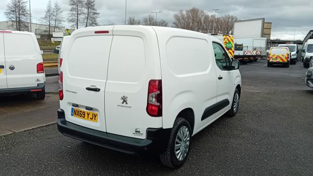 2019 Peugeot Partner 1000 1.5 Bluehdi 100 Professional Van (NX69YJY) Image 9