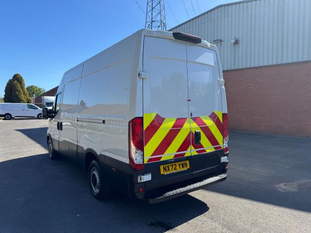 2022 Iveco Daily 2.3 High Roof Business Van 3520L Wb (NX72YWN) Image 7
