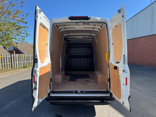2022 Iveco Daily 2.3 High Roof Business Van 3520L Wb (NX72YWN) Image 48