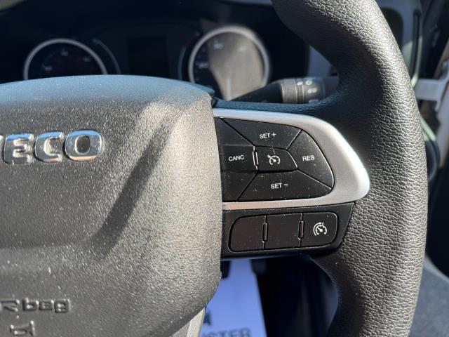 2022 Iveco Daily 2.3 High Roof Business Van 3520L Wb (NX72YWN) Image 24