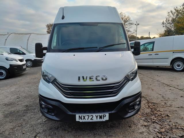 2022 Iveco Daily 2.3 High Roof Business Van 3520 LWB (NX72YWP) Image 3