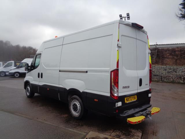 2022 Iveco Daily 2.3 High Roof Business Van 3520L Wb (NX72YXK) Image 5