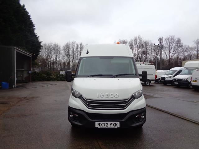 2022 Iveco Daily 2.3 High Roof Business Van 3520L Wb (NX72YXK) Image 8