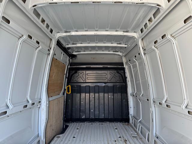 2022 Iveco Daily 2.3 High Roof Business Van 3520L Wb (NX72YYN) Image 45