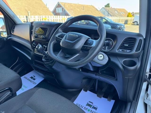 2022 Iveco Daily 2.3 High Roof Business Van 3520L Wb (NX72YYN) Image 14