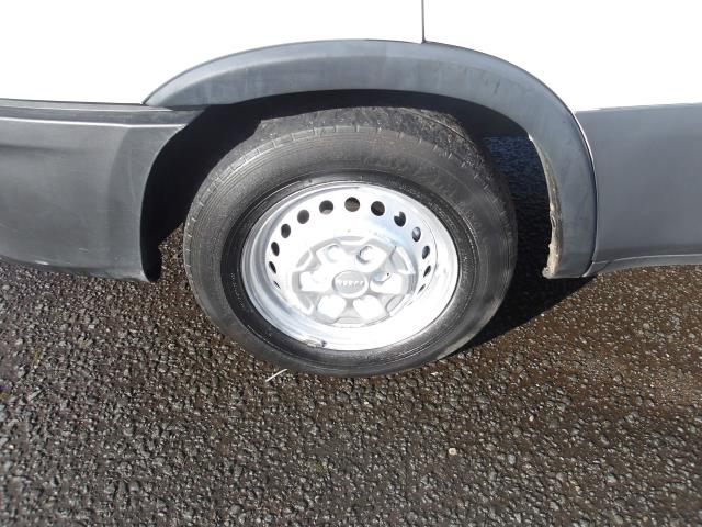 2022 Iveco Daily 2.3 High Roof Business Van 3520L Wb (NX72YZO) Image 13