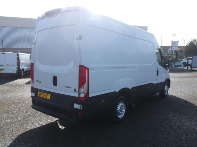 2022 Iveco Daily 2.3 High Roof Business Van 3520L Wb (NX72YZO) Image 7
