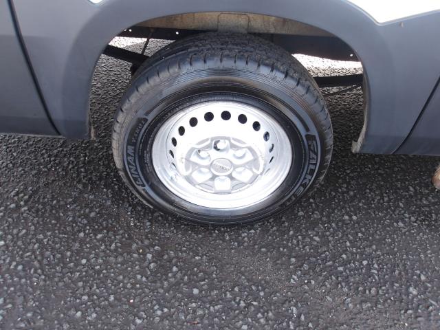 2022 Iveco Daily 2.3 High Roof Business Van 3520L Wb (NX72YZO) Image 10