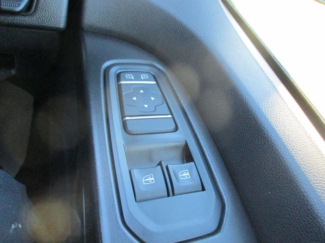 2024 Renault Trafic Ll30 Blue Dci 130 Advance  Crew Van (NX73TLY) Image 17