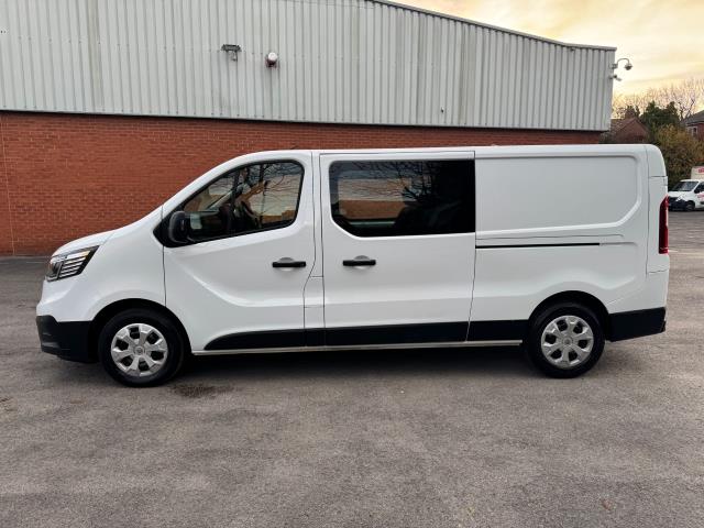 2024 Renault Trafic Ll30 Blue DCI 130 Advance Safety Crew Van (NX73TLZ) Image 6
