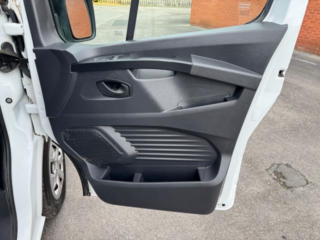 2024 Renault Trafic Ll30 Blue DCI 130 Advance Safety Crew Van (NX73TLZ) Image 18