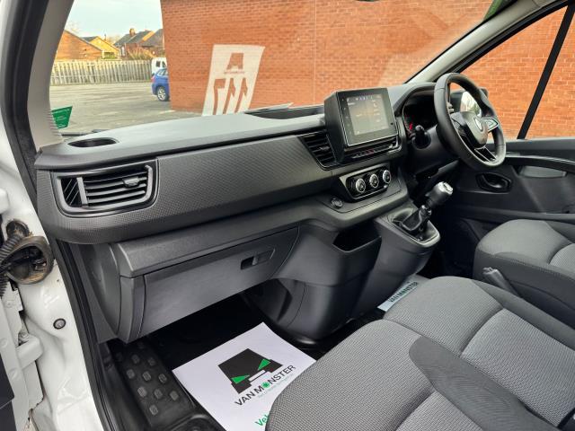 2024 Renault Trafic Ll30 Blue DCI 130 Advance Safety Crew Van (NX73TLZ) Image 35