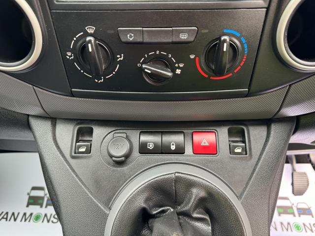 2018 Peugeot Partner L2 715 1.6 BLUE HDI 100PS CREW VAN (NY18FBJ) Image 23