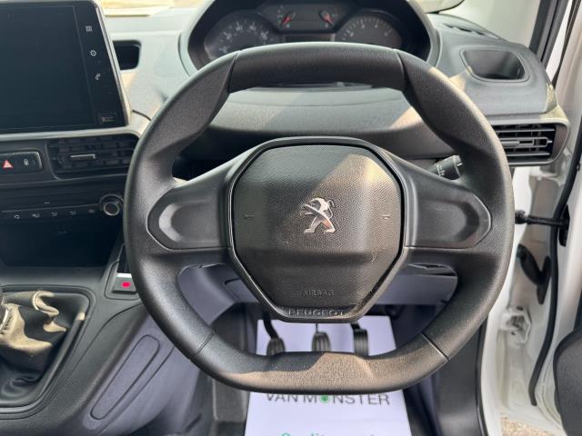 2019 Peugeot Partner 1000 1.5 Bluehdi 100 Professional Van (NY19EOZ) Image 22