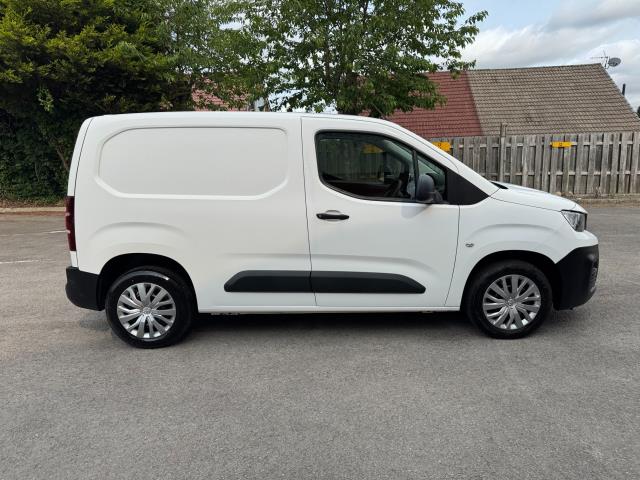 2019 Peugeot Partner 1000 1.5 Bluehdi 100 Professional Van (NY19EOZ) Image 10