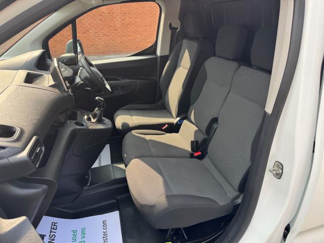 2019 Peugeot Partner 1000 1.5 Bluehdi 100 Professional Van (NY19EOZ) Image 31