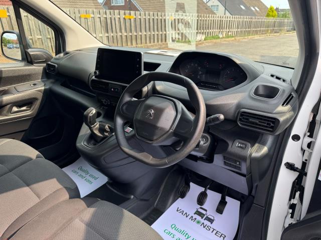 2019 Peugeot Partner 1000 1.5 Bluehdi 100 Professional Van (NY19EOZ) Image 14